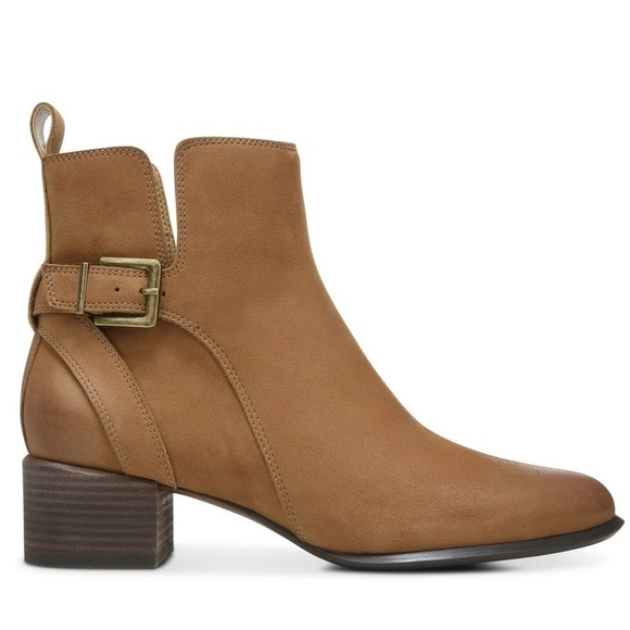 Vionic Women's Sienna Boots - Picture 1 of 15